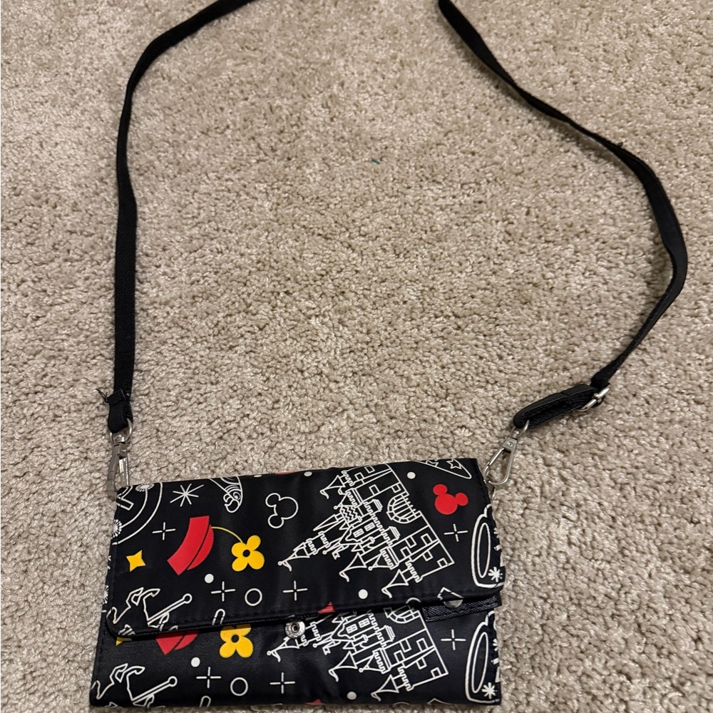 Disney Parks Icons trifold wallet bag black white red and park attractions - Picture 2 of 6